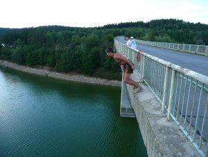 2007-08-25 - Dalešická přehrada - Stropešínský most - Kienova houpačka