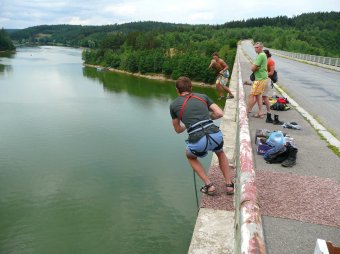 2008-07-12 - Dalešická přehrada - Stropešínský most - Kienova houpačka