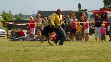 2011-06-30 - Letiště Náměšť nad Oslavou - Hřiště AERO - Dětský den