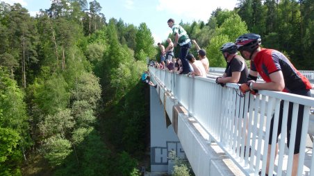 2012-05-08 - Dalešická přehrada - Stropešínský most - Kienova houpačka