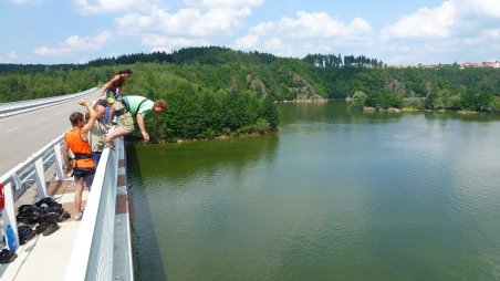 2012-07-07 - Dalešická přehrada - Stropešínský most - Kienova houpačka