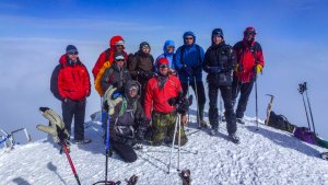 Vysokohorská turistika v okolí ruského Elbrusu