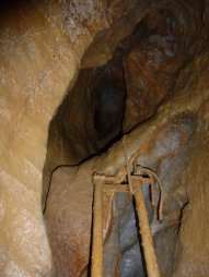 Průzkum Amatérské jeskyně v CHKO Moravský kras