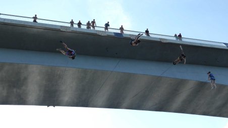 2013-06-16 - Dalešická přehrada - Stropešínský most - Kienova houpačka