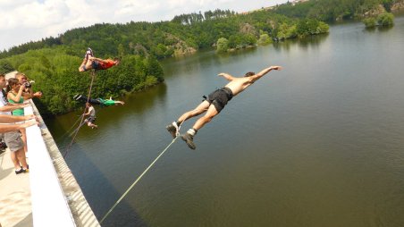 2013-07-07 - Dalešická přehrada - Stropešínský most - Kienova houpačka