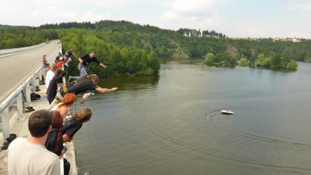 2013-07-07 - Dalešická přehrada - Stropešínský most - Kienova houpačka