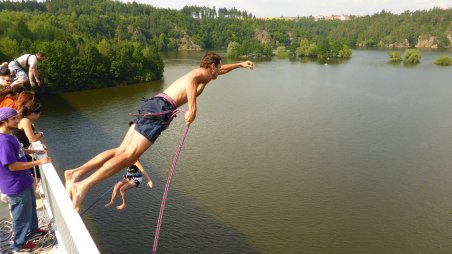 2013-07-07 - Dalešická přehrada - Stropešínský most - Kienova houpačka