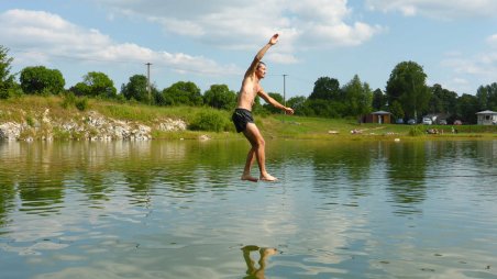 2013-07-08 - Dolní Rožínka - Zatopený lom Dolní Rožínka - Slackline