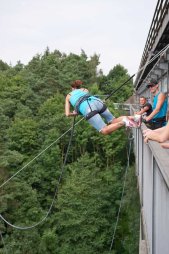 2014-07-27 - Třebíč - Borovinský most - Rope Jumping