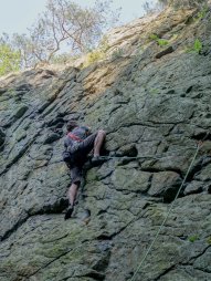 2017-05-21 - Jevišovice - Skály u Jevišovic - Skály u řeky - Lezení