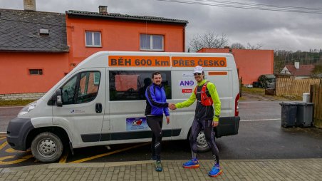 Běh 600 km: Česká republika ze západu na východ [Nedokončeno]