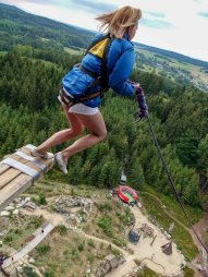 Rope Jumping z Rozhledny u Jakuba v České Kanadě