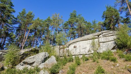 Vrchol Skalka (681) známý i jako Měděný vrch