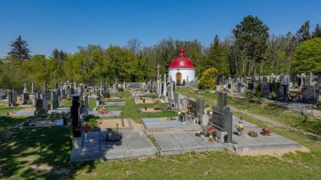 Hřbitov Jevišovice a hrobka Ugartů