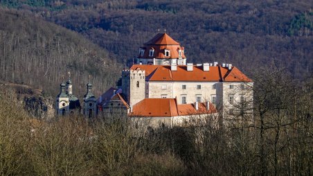 Výhled na zámek Vranov nad Dyjí