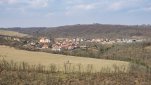 ZOBRAZIT fotky proběhlé akce:
Běh 42 km: Údolí Oslavy a Jihlavy
Běh údolím kolem řeky Oslava do Oslavan, poté do Ivančic a návrat údolím kolem řeky Jihlava zpátky.