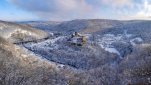 ZOBRAZIT fotky proběhlé akce:
Běh 44 km: Národní park Podyjí - Vranov nad Dyjí
Celodenní běh čerstvě zasněženým národním parkem Podyjí z Čížova přes rakouský Hardegg do Vranova nad Dyjí a návrat už po tmě kolem Vranovské přehrady a obce Lesná.