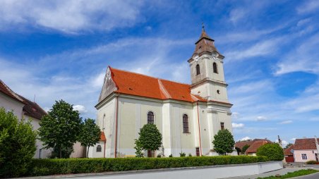 Kostel sv. Jakuba Většího v obci Vratěnín