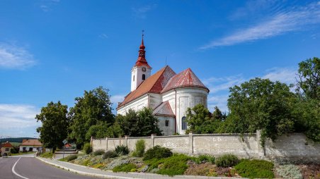 Kostel sv. Josefa ve městě Jevišovice