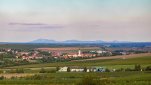 ZOBRAZIT fotky proběhlé akce:
Běh 44 km: Národní park Podyjí
Proběhnutí o prvním podzimním dni národním parkem Podyjí přes Hardegg kolem řeky Dyje tvořící státní hranici do Hnanic a večerní návrat po opačné straně zpět do Čížova.