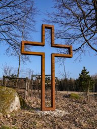 Kříž v soukromé přírodní rezervace Rajchéřov - Walden