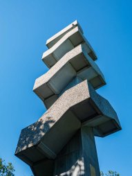 Evropská rozhledna Sv. Benedikt nedaleko vrcholu kopce Schafberg (468)