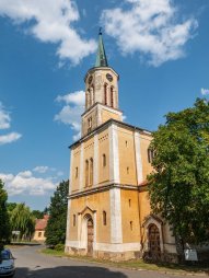 Kostel sv. Tomáše v obci Hudlice